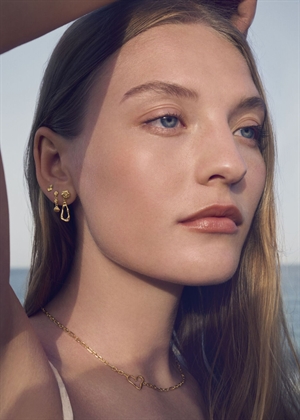 Lydia earrings Forgyldt Maanesten 